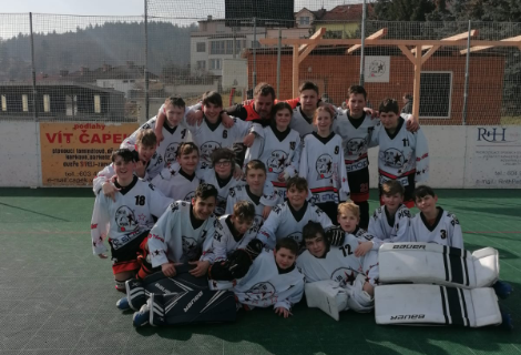 https://www.hcsdpisek.cz/wp-content/uploads/2023/04/inner-youth-roster.png